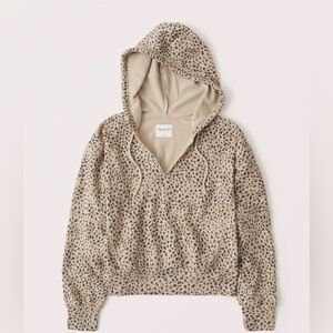 ABERCROMBIE Leopard Print Split Neck Hoodie M